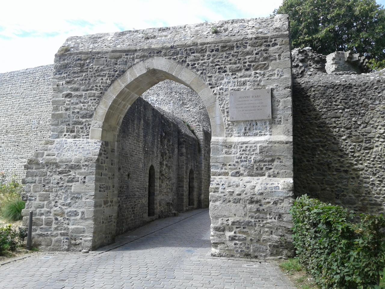 porte que jeanne d'arc a franchi