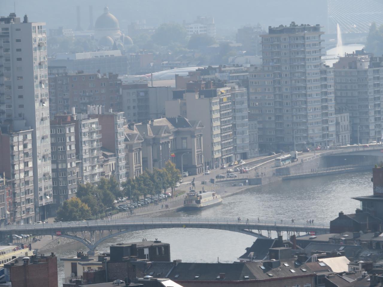 Vue du haut de la butte de Bueren